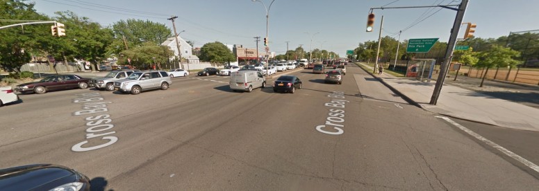 Intersection at Cross Bay Boulvard & 149th Avenue. Image: Google Maps